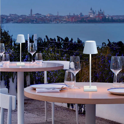 Astornia™ | LED tafellamp
